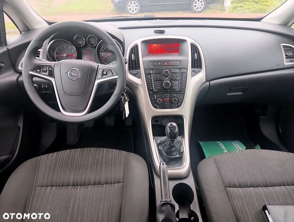 Opel Astra 1.4 Turbo Cosmo - 5