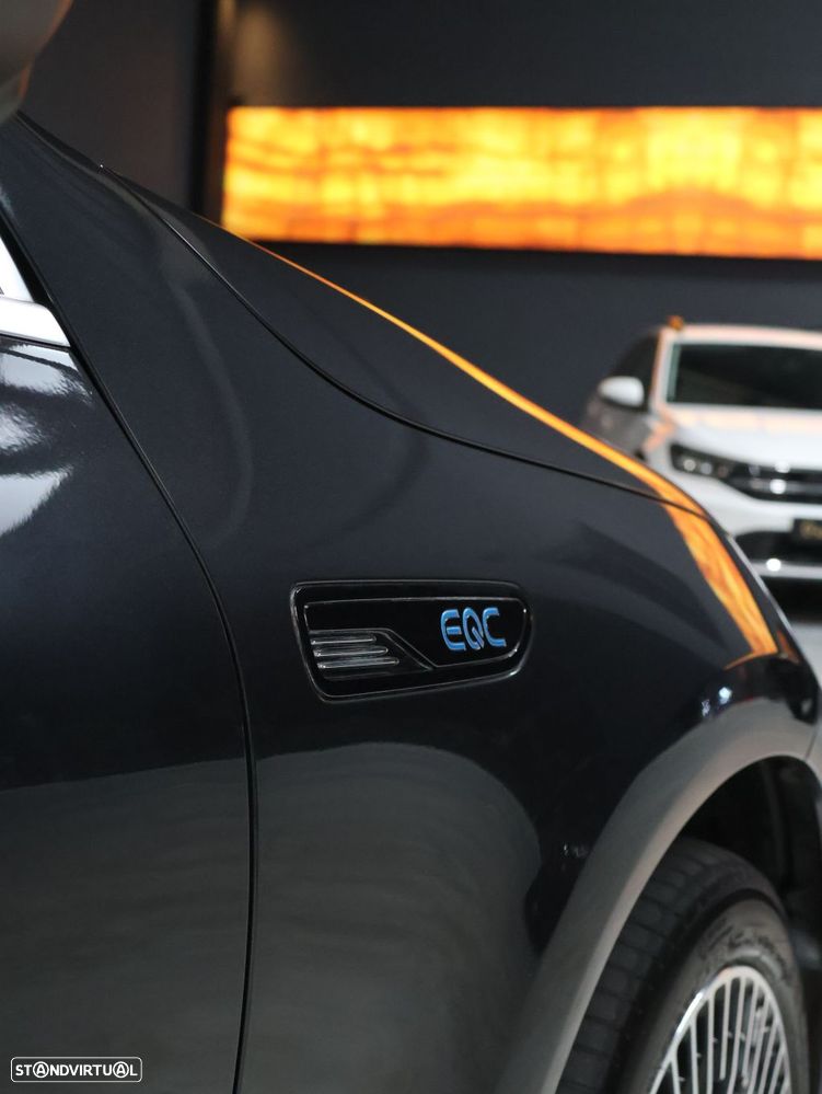 Mercedes-Benz EQC 400 4Matic AMG Line - 11