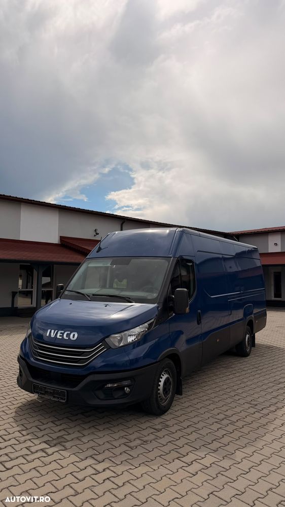 Iveco Massif - 2