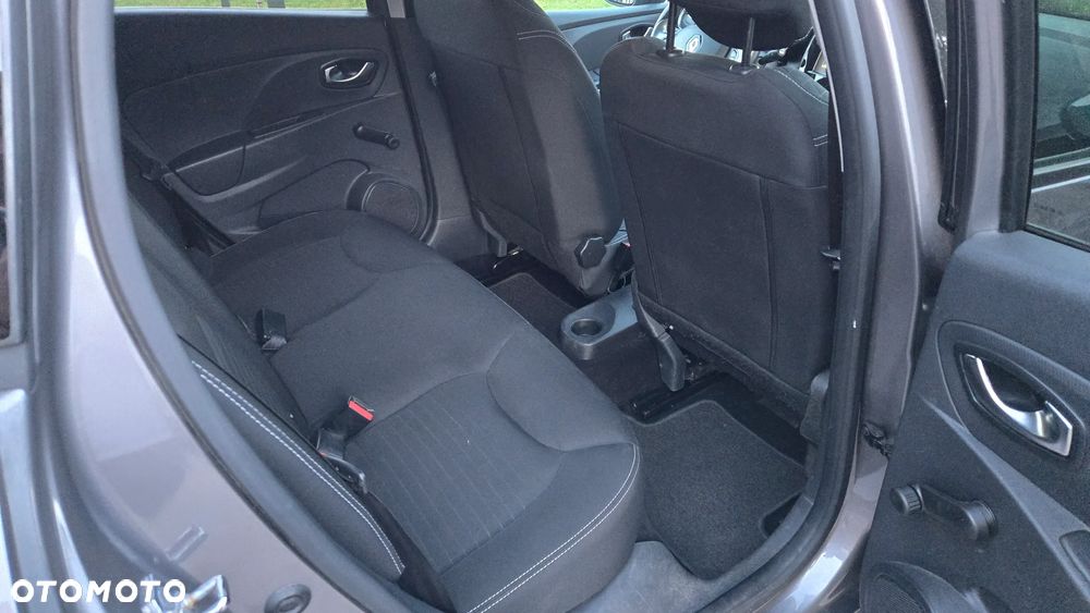 Renault Clio 1.2 16V 75 LIMITED - 12