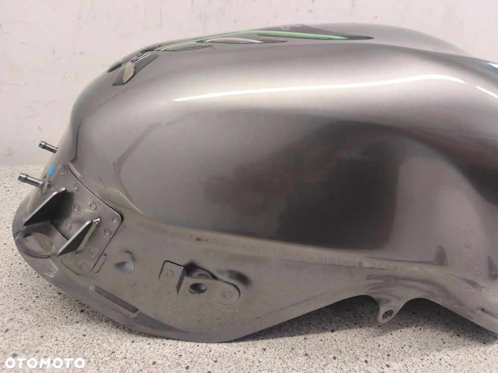 Bak, zbiornik paliwa Kawasaki Z900 Z 900 - 7