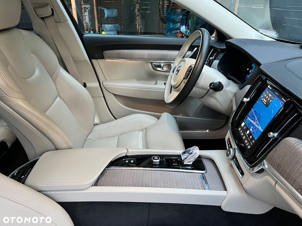 Volvo V90 Cross Country B6 B AWD Ultimate - 22