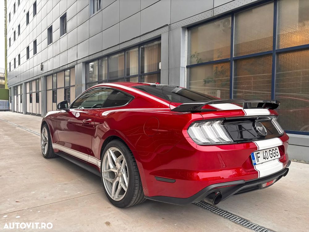 Ford Mustang - 3