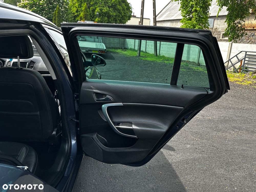 Opel Insignia 1.6 Turbo Cosmo - 16