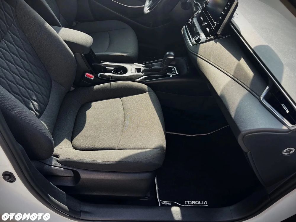Toyota Corolla 1.8 Hybrid GPF Comfort - 31