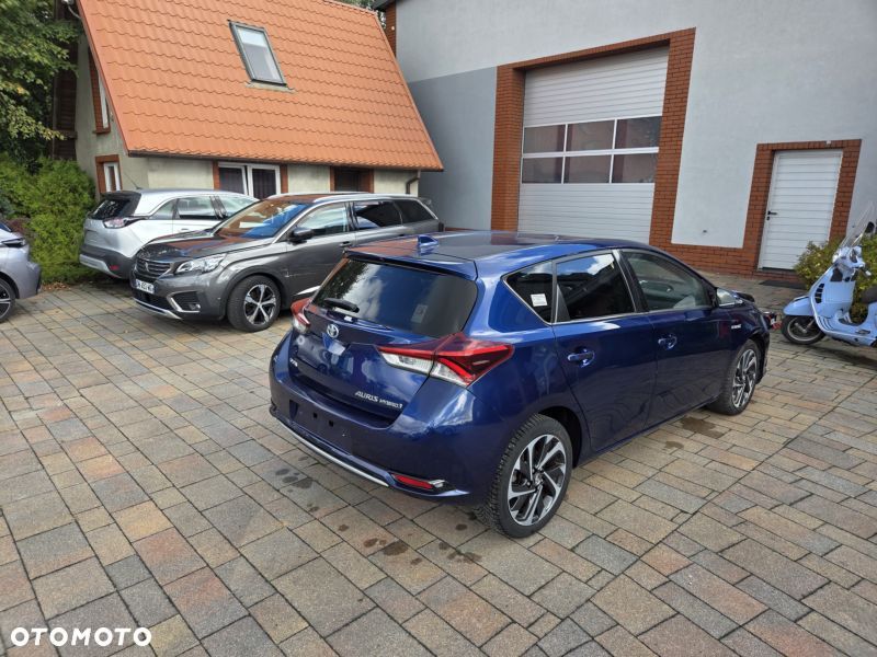 Toyota Auris 1.8 HSD Luna - 3