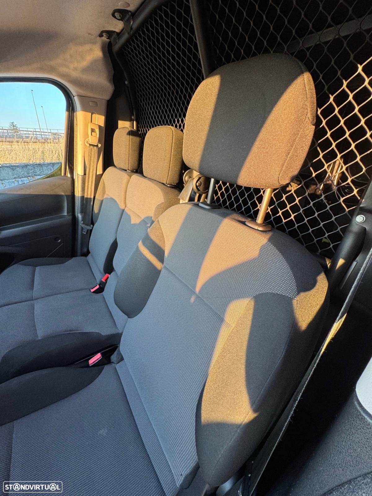 Citroën Berlingo 1.6 BlueHDI L1 3L 100cv IVA DEDUTÍVEL - 16