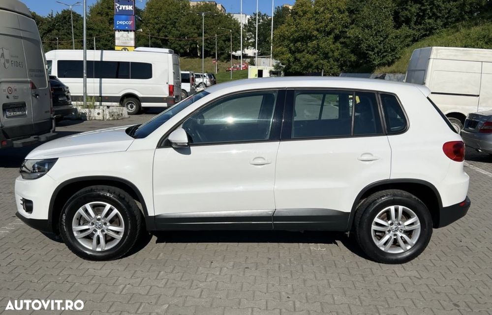 Volkswagen Tiguan 2.0 TDI DPF BlueMotion Technology Trend & Fun - 23