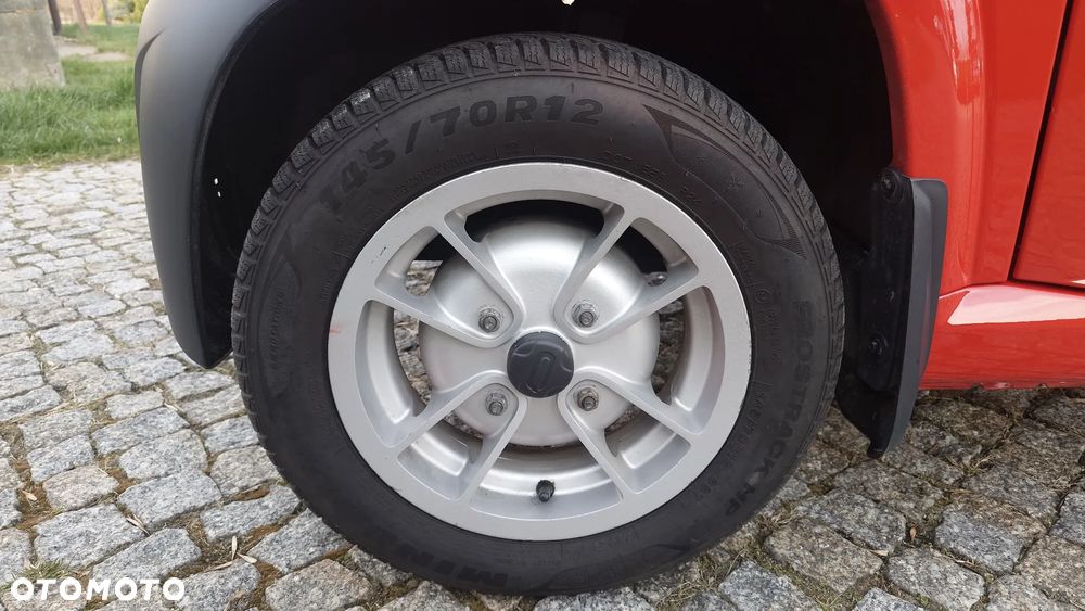 Bajaj Qute - 8