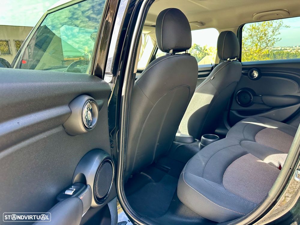 MINI 5 Portas One D - 26