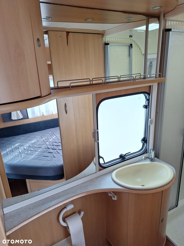 Dethleffs Camper 450D - 11
