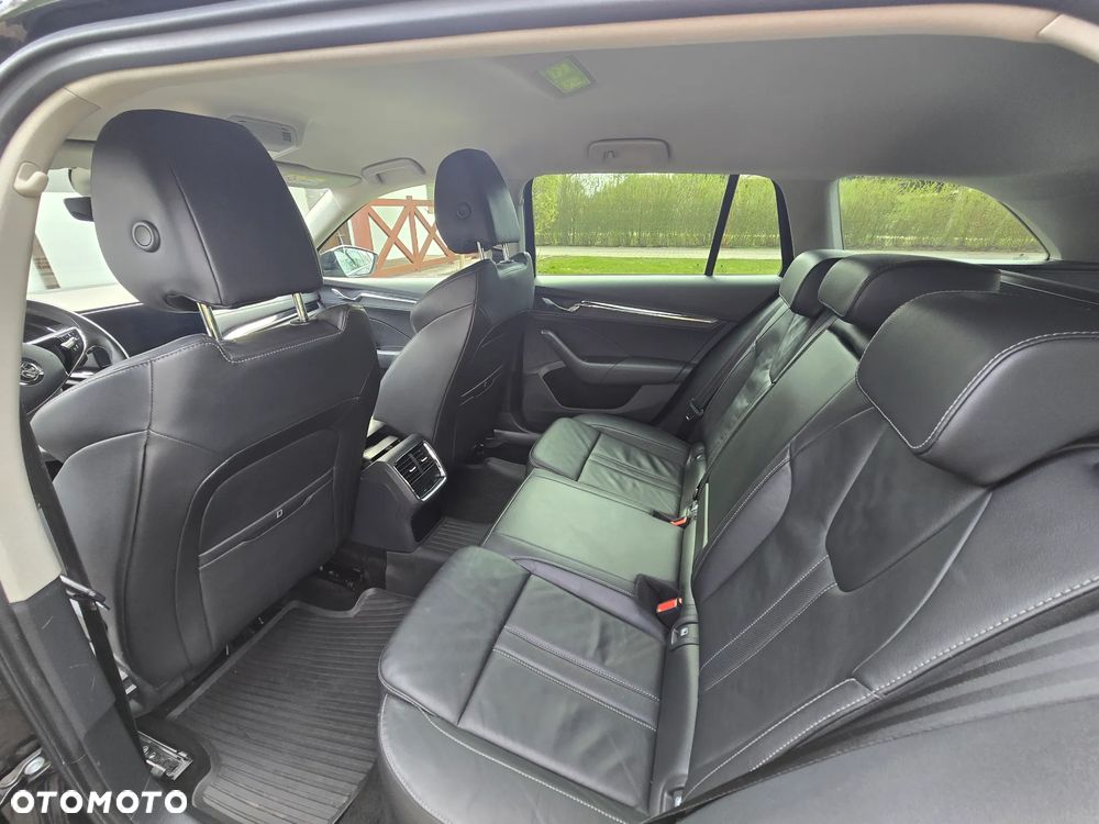 Skoda Octavia 2.0 TDI Style DSG - 13