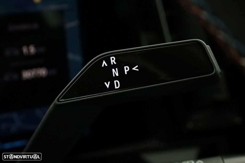 Renault Austral 1.2 E-Tech Iconic Espirit - 16