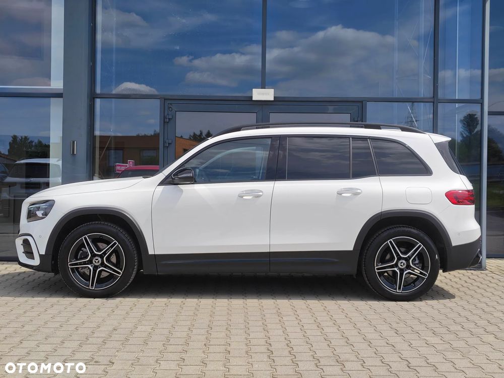 Mercedes-Benz GLB 200 AMG Line 7G-DCT - 2