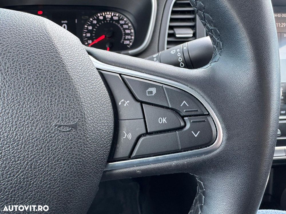 Renault Megane TCe 140 GPF EDC Equilibre - 13