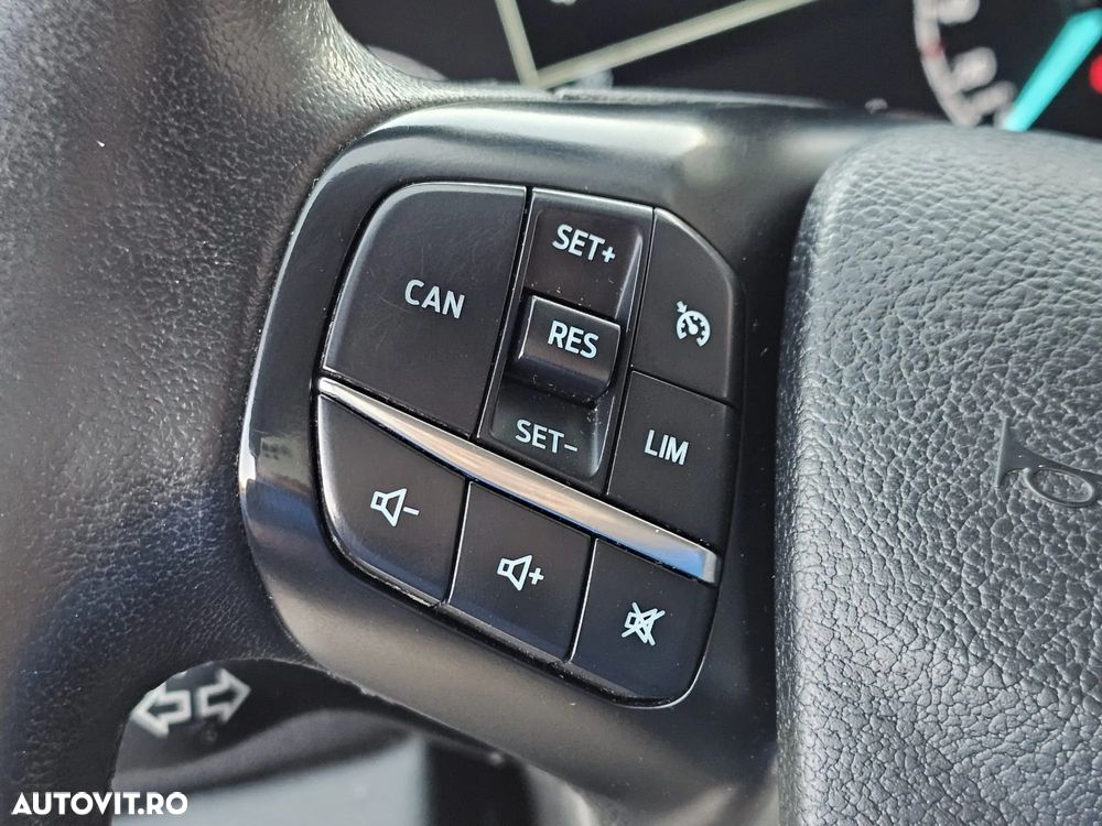 Ford Transit Custom Kombi 320 2.0 EcoBlue 150 CP L2H1 Trend - 27