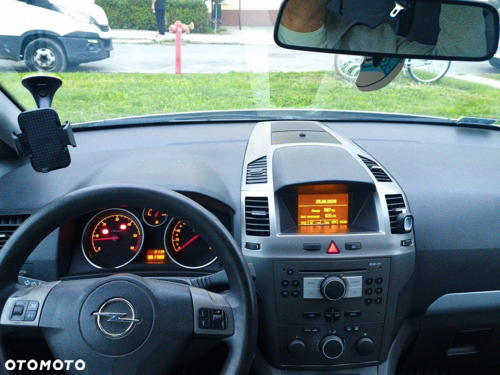 Opel Zafira - 6