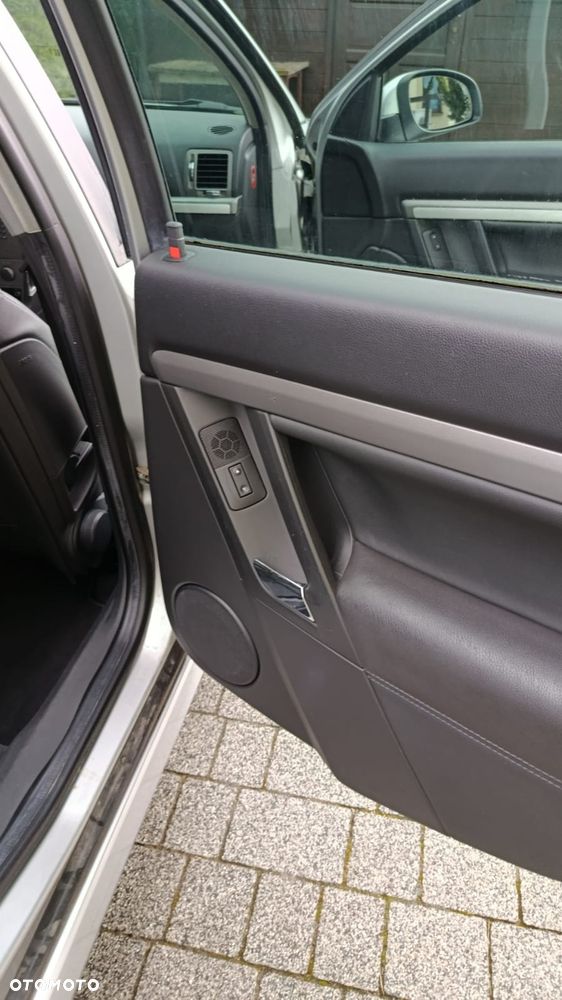 Opel Vectra 1.9 CDTI Sport / GTS - 10