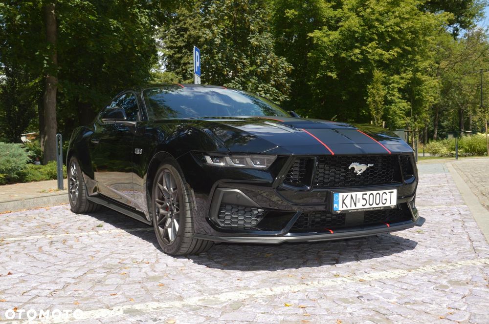 Ford Mustang - 6