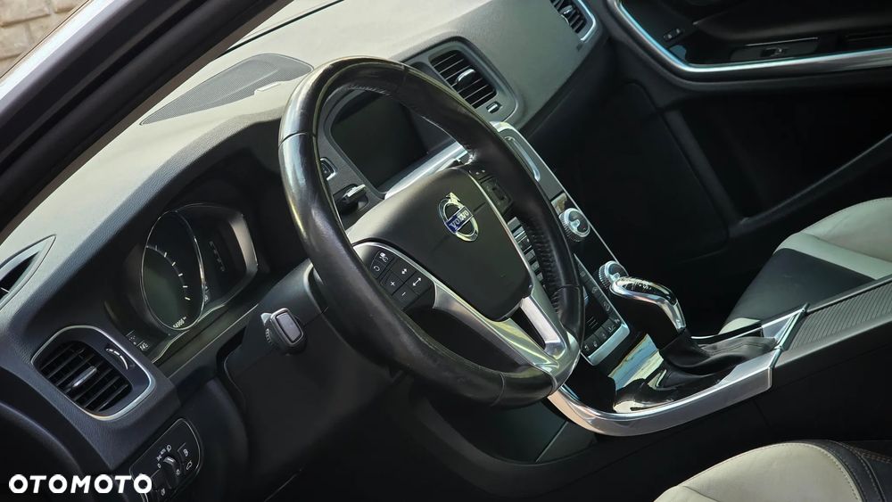 Volvo S60 - 22