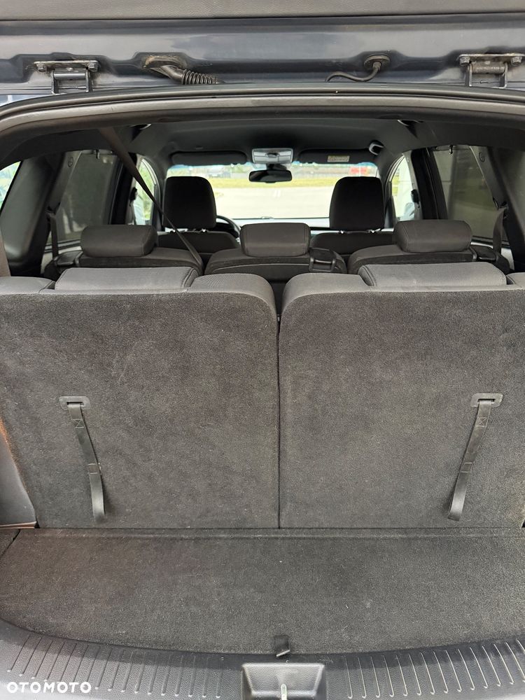 Kia Carens 1.7 CRDi XL 7os - 21