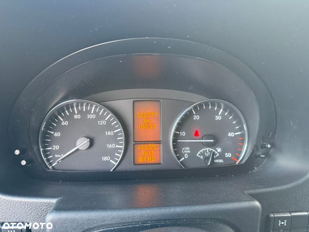 Mercedes-Benz Sprinter - 17