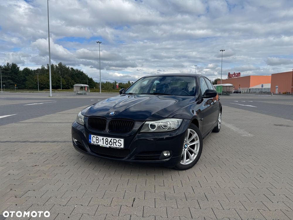 BMW Seria 3 325i - 1