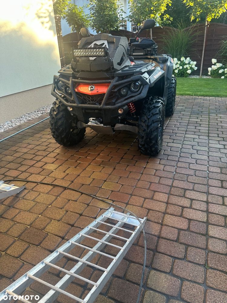 Can-Am Outlander Max - 4