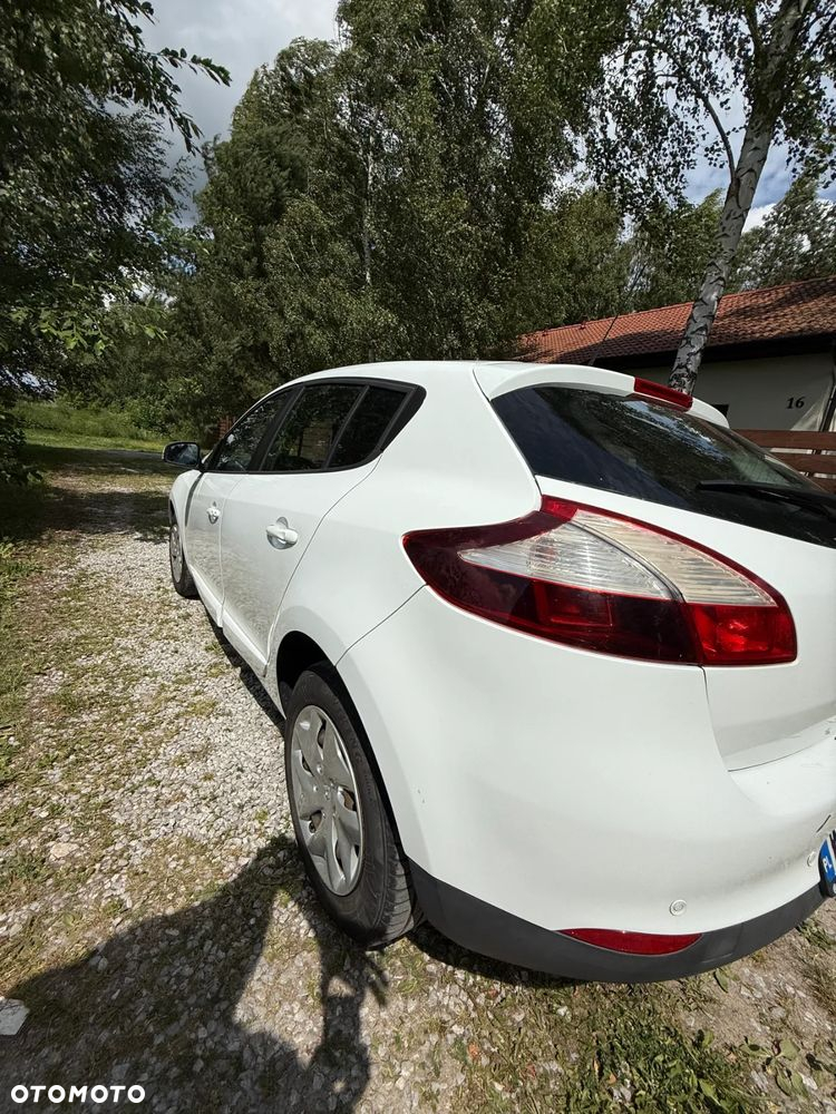 Renault Megane 1.5 dCi Business - 8