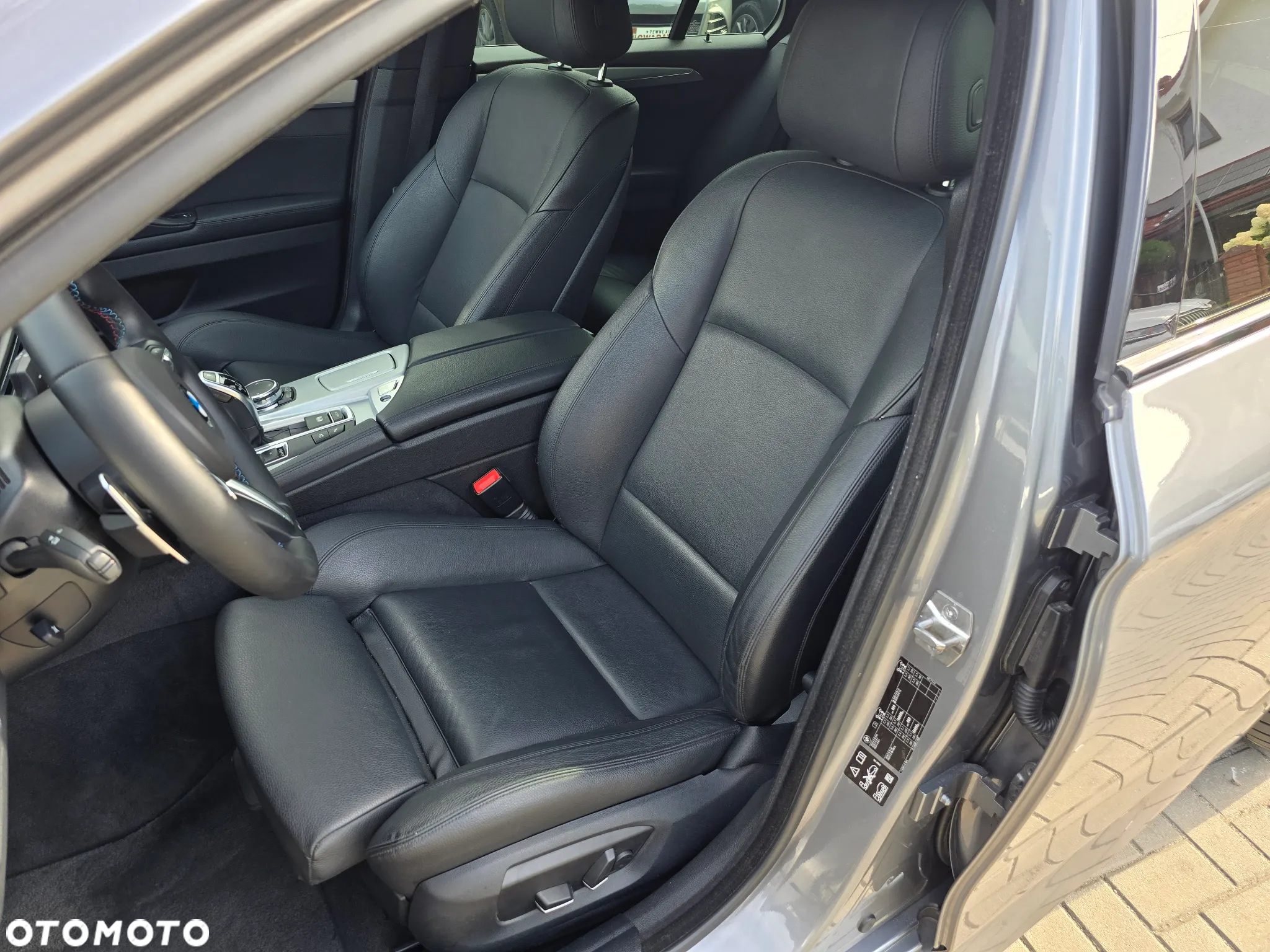 BMW Seria 5 - 13
