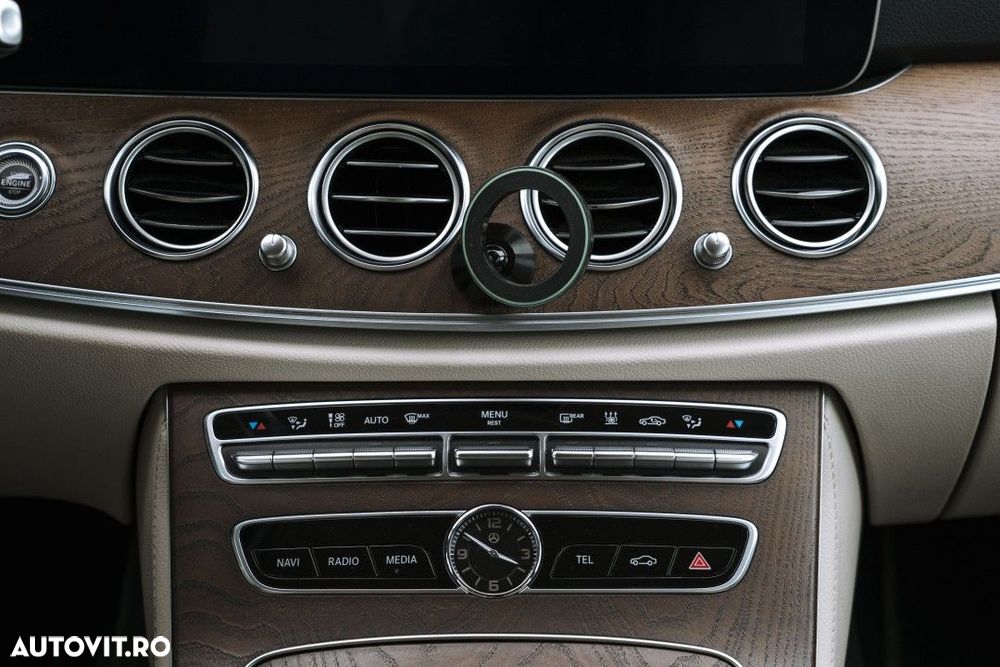 Mercedes-Benz E - 16