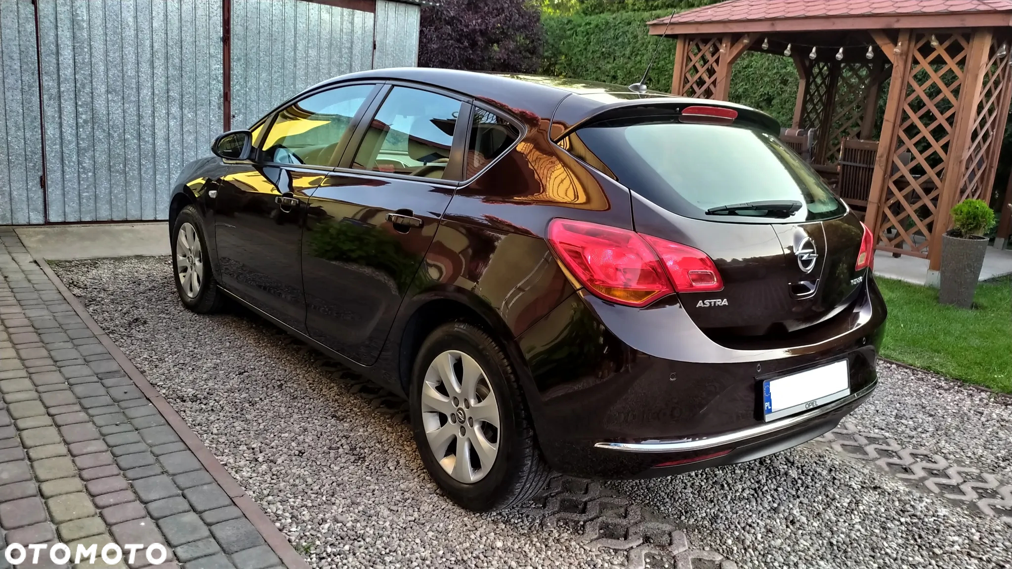 Opel Astra IV 1.4 T EU6 - 13