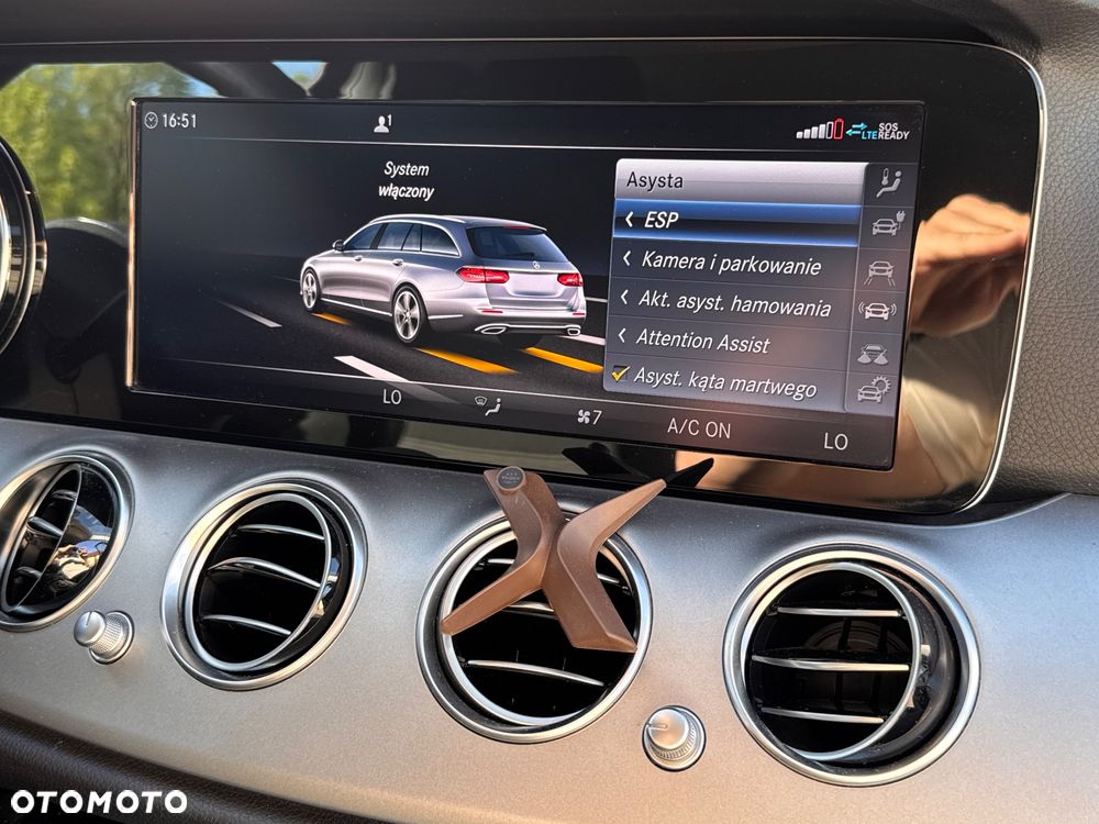 Mercedes-Benz Klasa E 300 de 9G-TRONIC Exclusive - 23