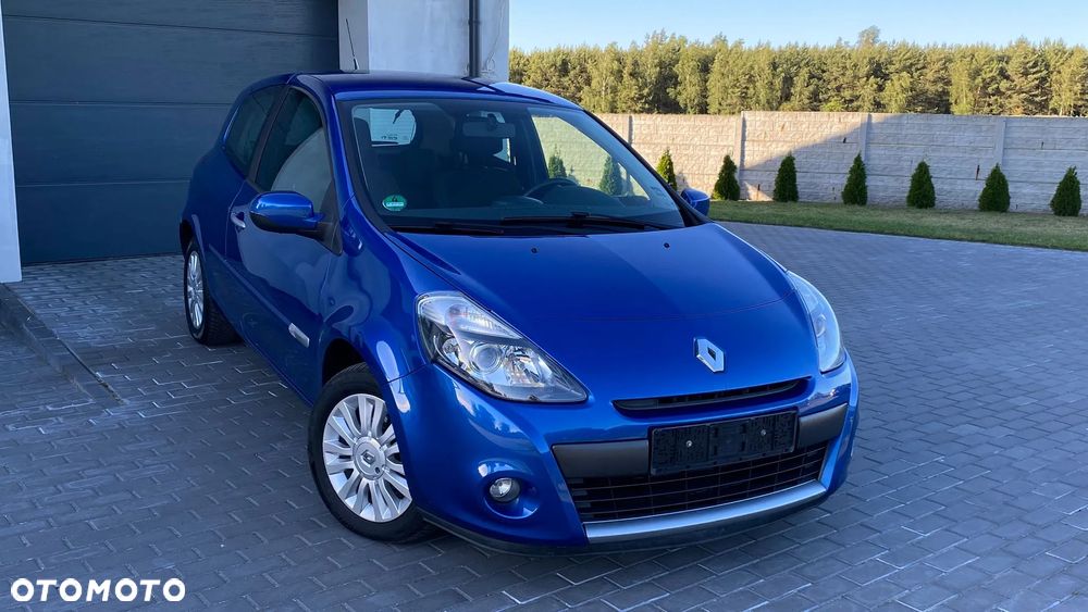 Renault Clio 1.2 16V 75 Expression - 10
