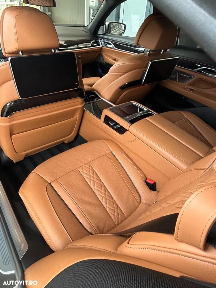 BMW Seria 7 750Li xDrive - 10