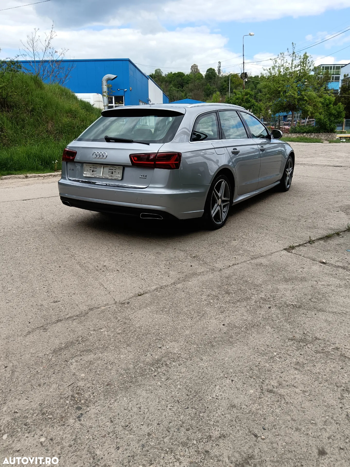 Audi A6 Avant 2.0 TDI Ultra S tronic - 7