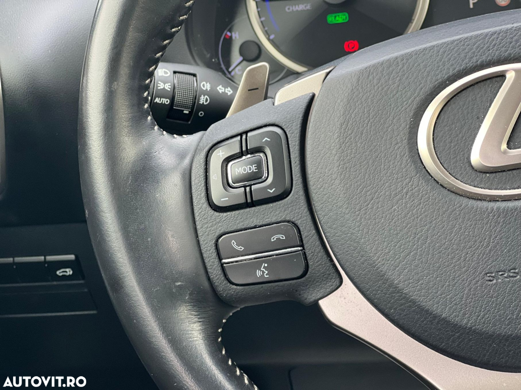 Lexus Seria NX 300h AWD Executive Plus - 12