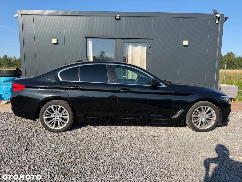 BMW Seria 5 520i - 3