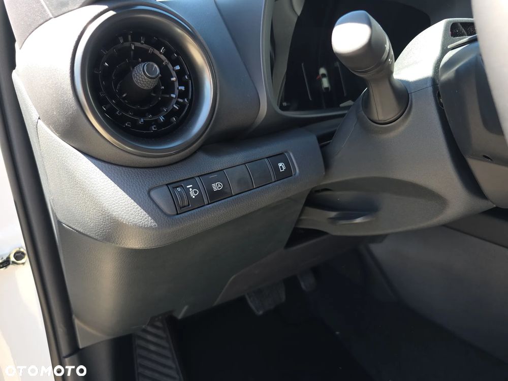 Toyota C-HR - 22