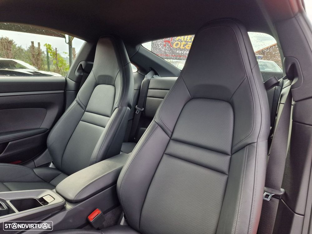 Porsche 911 Série F - 11