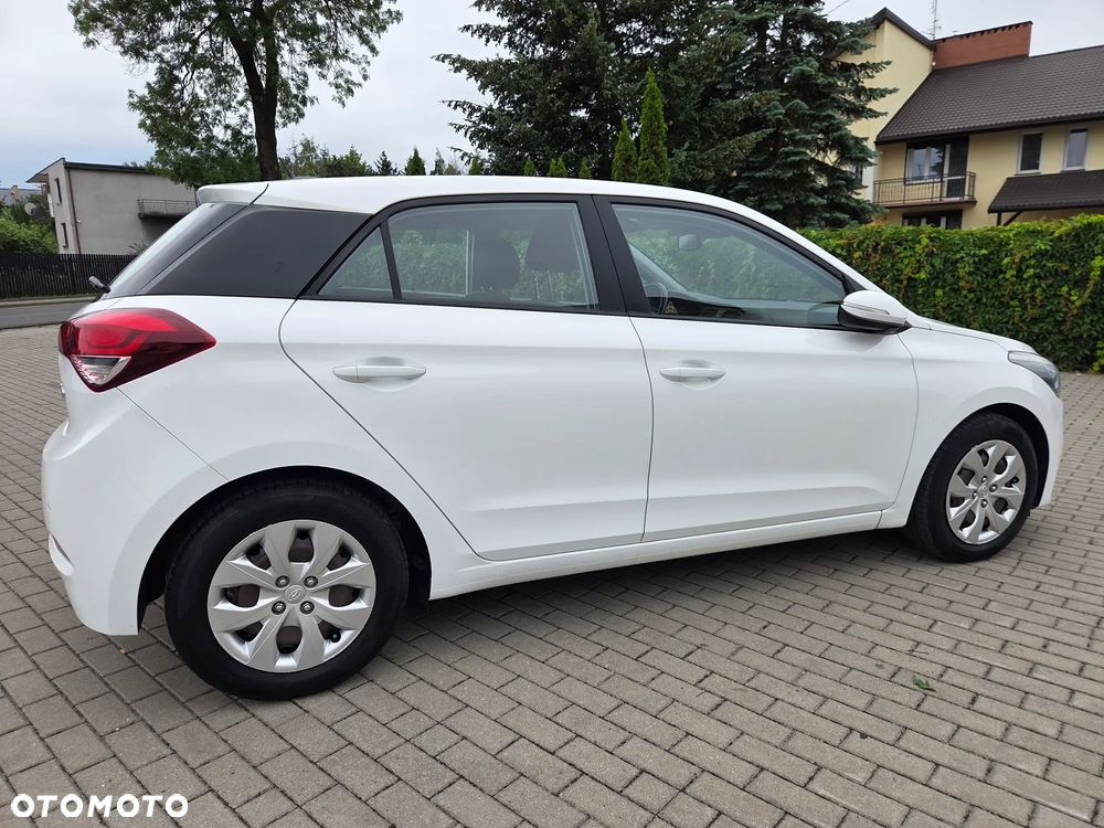Hyundai i20 1.4 CRDi Premium - 4
