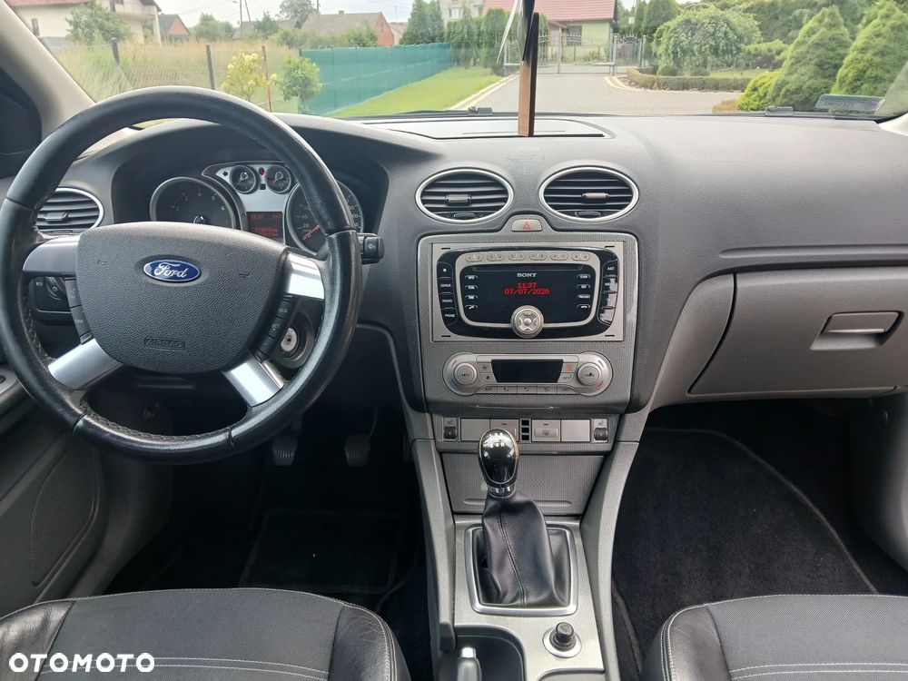 Ford Focus 1.8 FF Gold X - 28