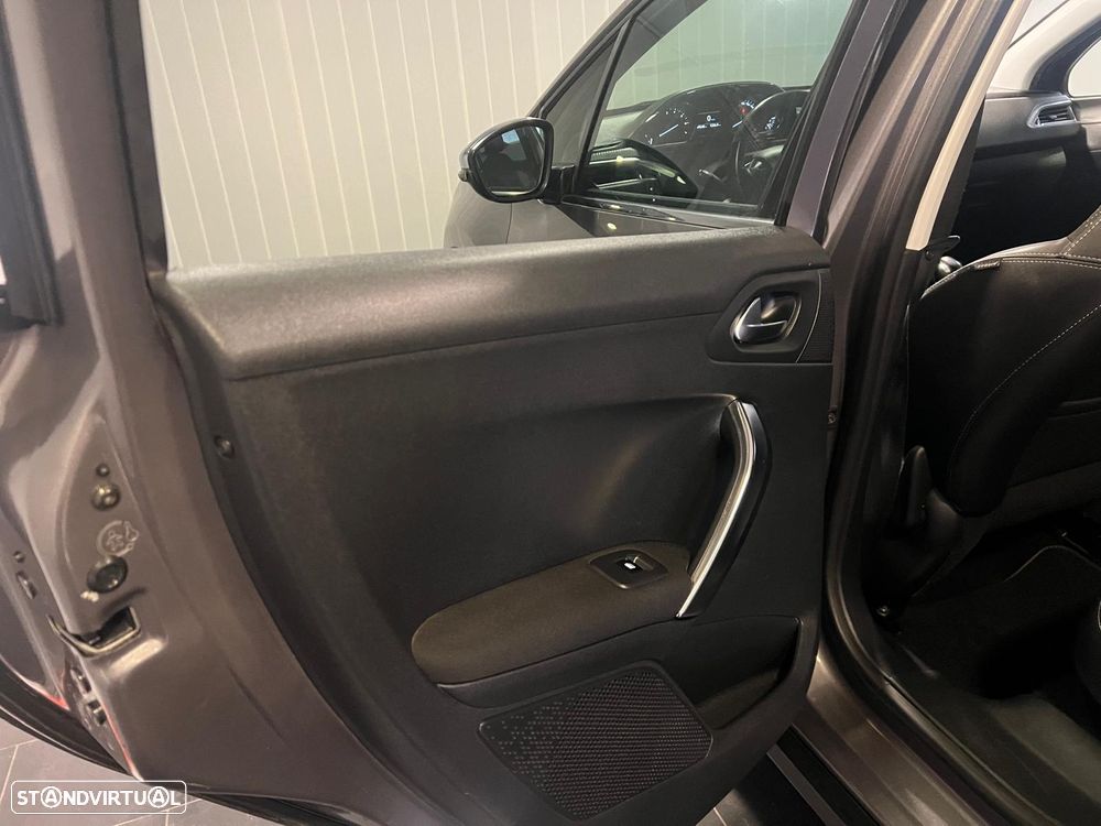 Peugeot 2008 1.2 VTi Allure - 20