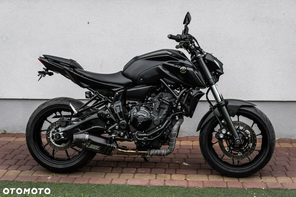 Yamaha MT - 2