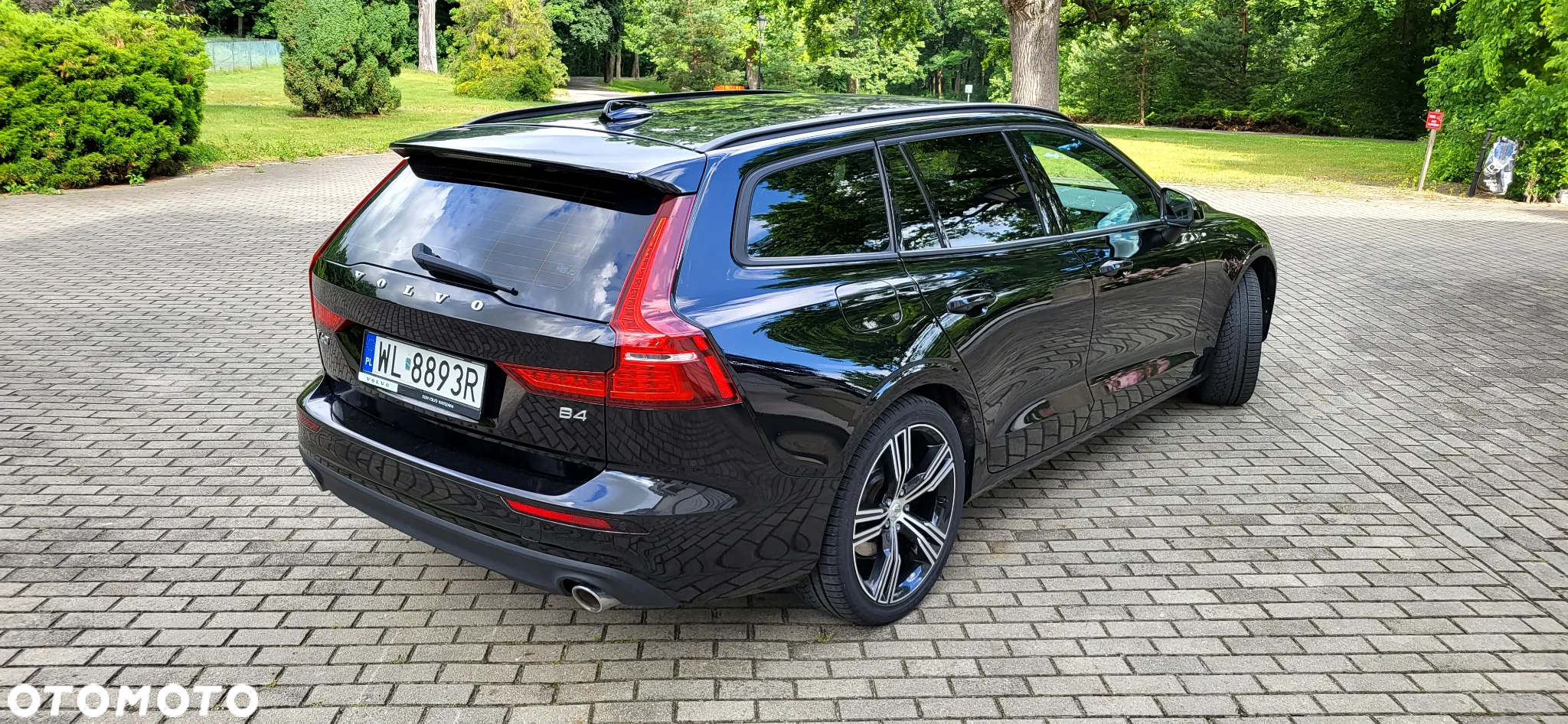Volvo V60 D4 Momentum - 3