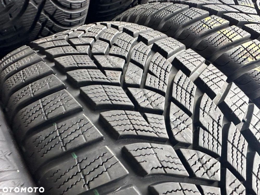 215/55r17 Goodyear UltraGrip_7,8mm_4szt_(51) - 8