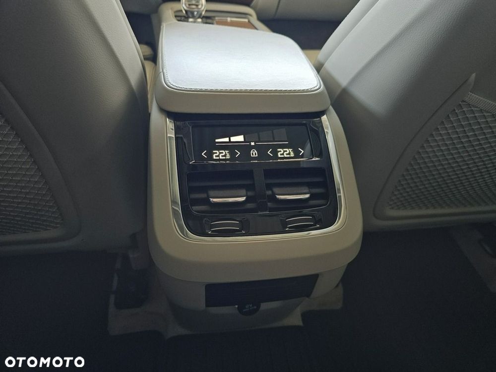 Volvo XC 90 - 33