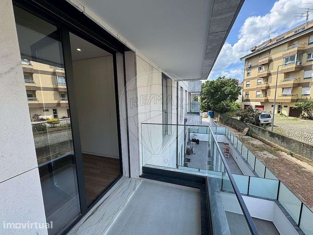 Apartamento T2 para arrendamento - Grande imagem: 4/12