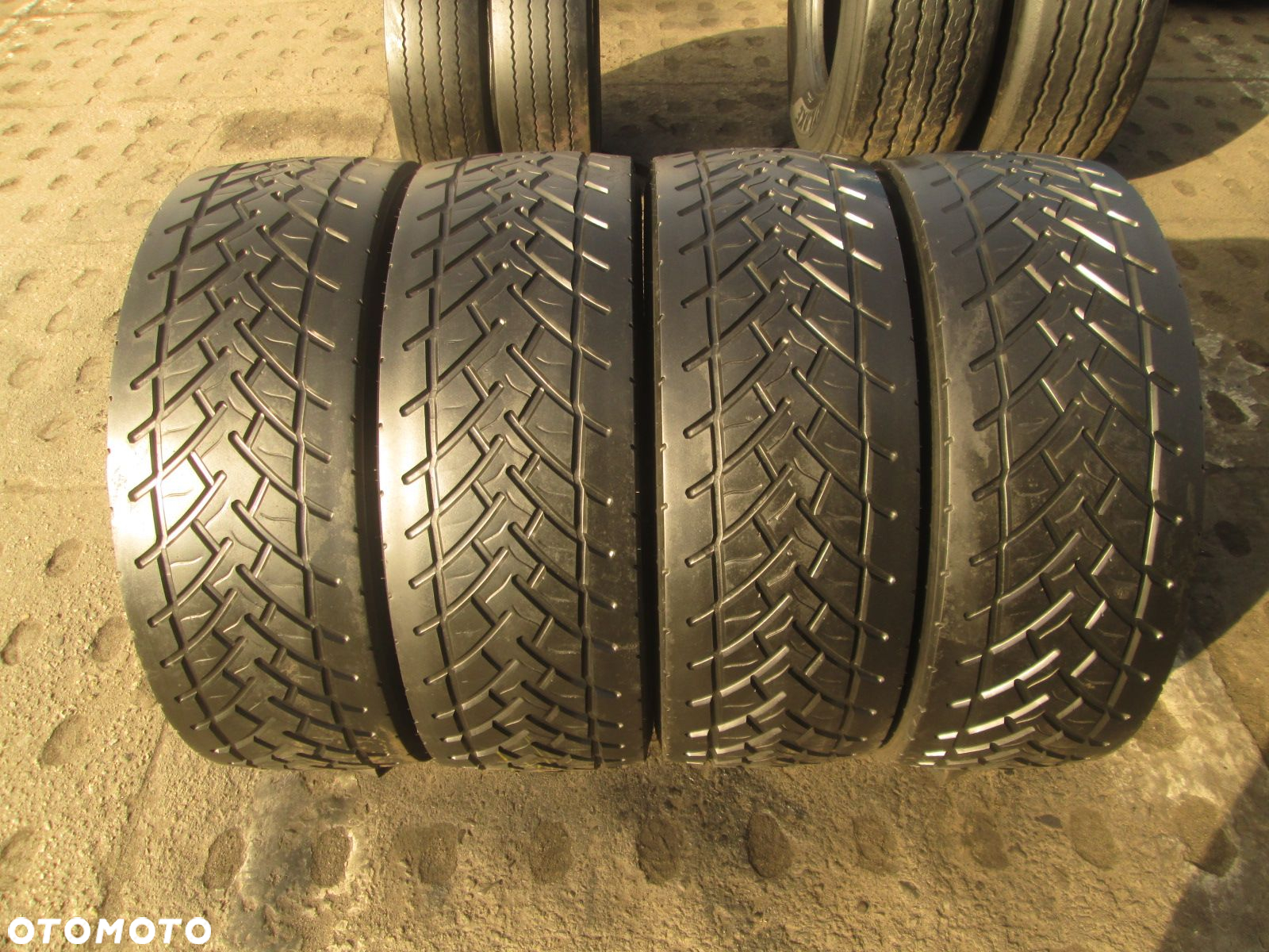 Opony ciężarowe 295/55/22.5 Goodyear KMAX D. Opony ciężarowe - 2
