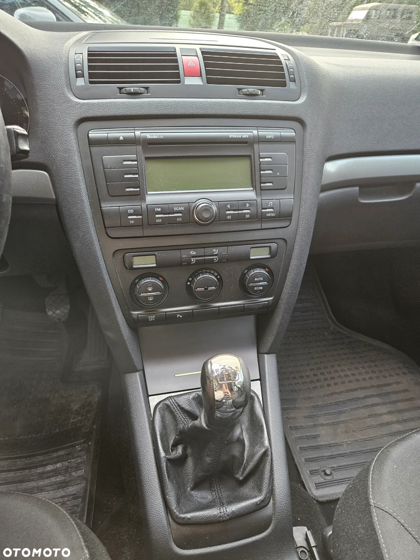 Skoda Octavia - 8